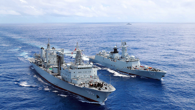 中国海军开创新模式在印度洋建立“移动补给点”