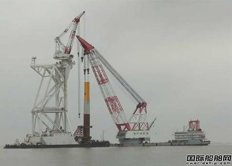 亚洲在建最大近海海上风电场爆燃19人跳海