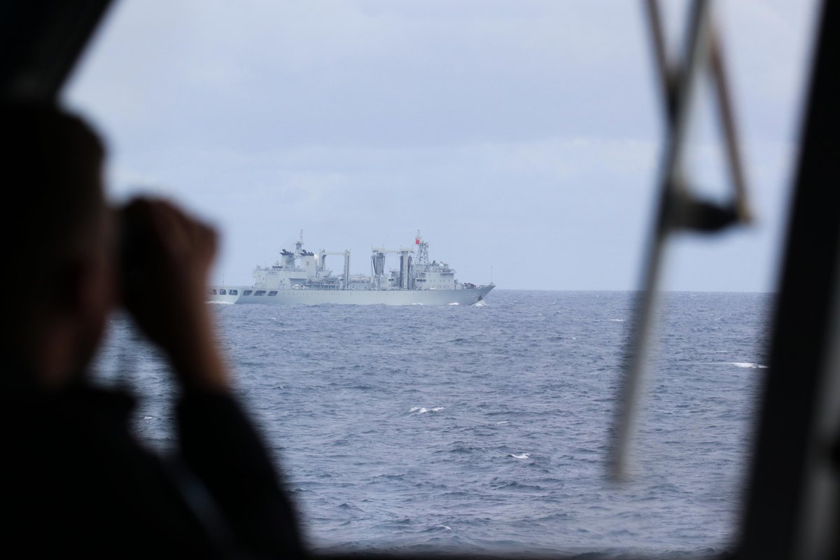 中俄军演深入“欧洲内海” 北约海军接力监视