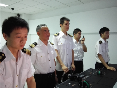 长江引航中心首次开展引航员应急应变模拟操作培训
