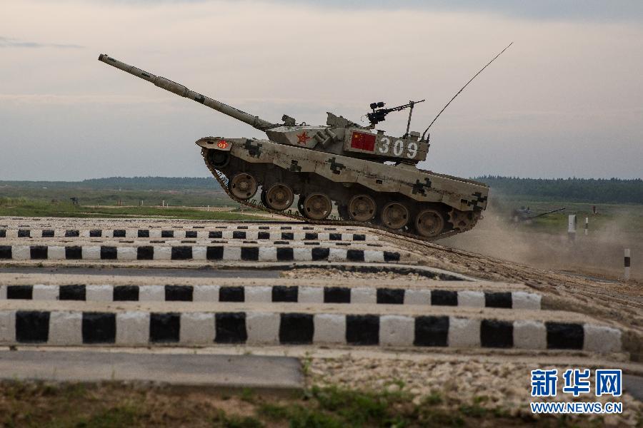 俄上将调侃北约没参加“坦克两项”：无法面对俄