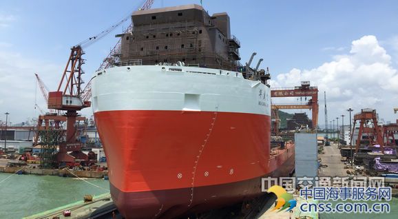 广州打捞局完成打捞工程船“华盛龙”轮拉移过驳下水