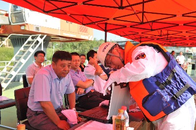黑龙江省航运救捞站开展“水上救助打捞”实战演练纪实