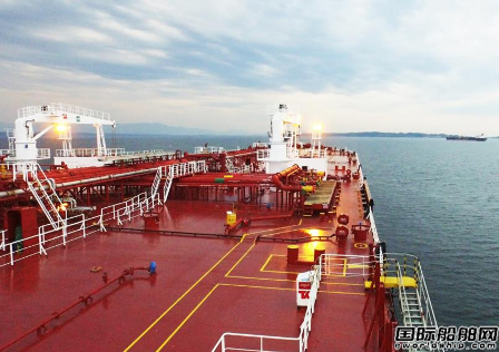 苏伊士型油船船队增长增加运价负担