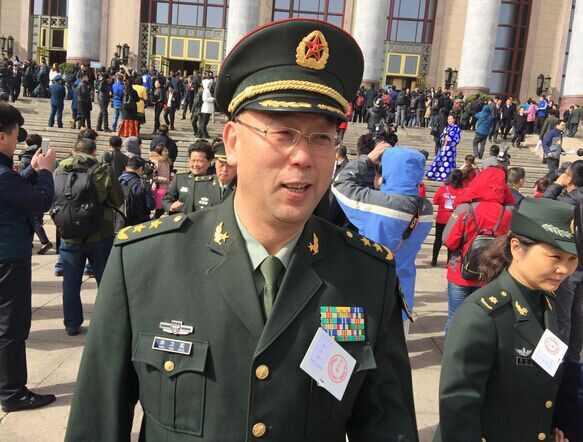 “军中黑马”韩卫国任陆军司令员传递什么信号？