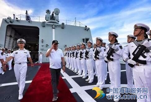 中国海军同时破了两个纪录