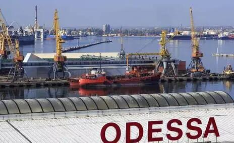 乌克兰一港口码头遭美国煤船损坏 或一年内无法收货