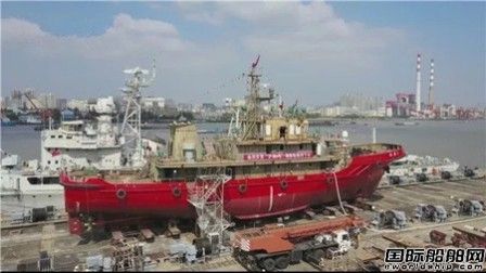 申佳船厂建造第一艘海用消防船下水