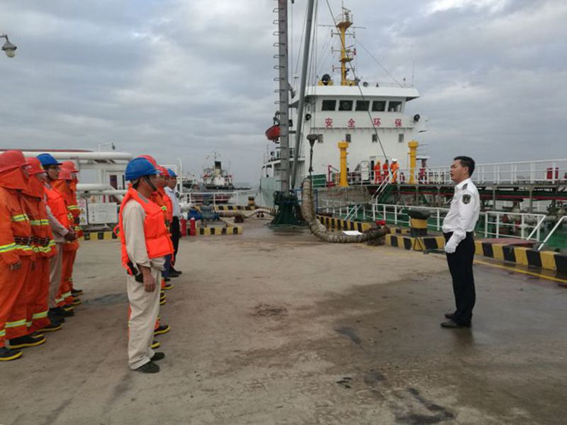 南安海事处成功组织开展海上溢油应急综合演练