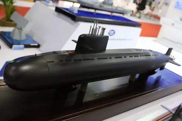 外媒：中国打造出口版小型潜艇 多国很感兴趣