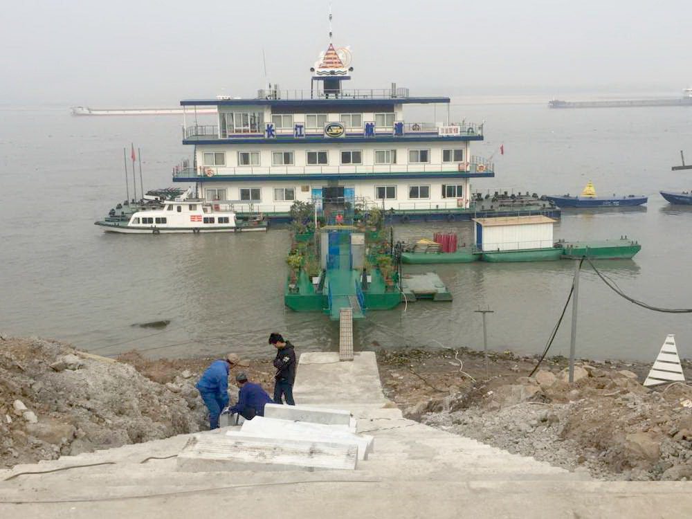 武汉航道天兴洲码头搬离水源保护区