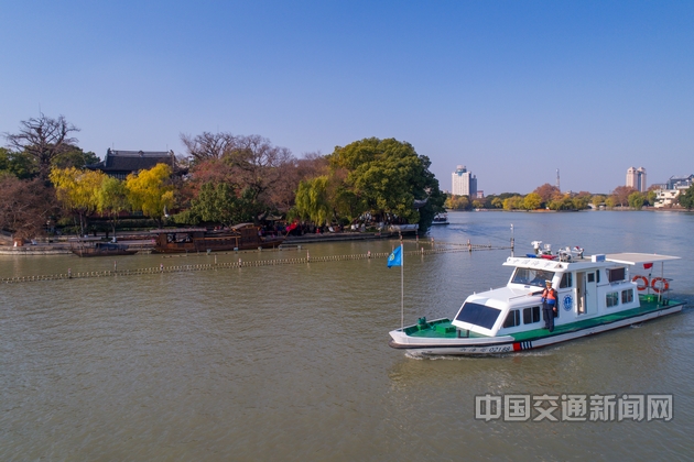 浙江嘉兴地方海事：践行“红船精神” 发扬奉献精神