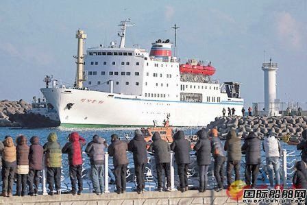 朝鲜艺术团竟然乘这艘船驶入韩国海域！