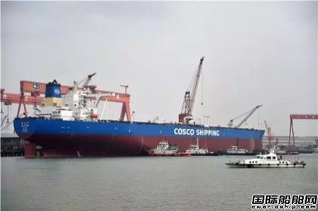 扬州中远海运重工“新惠洋”轮下水试航