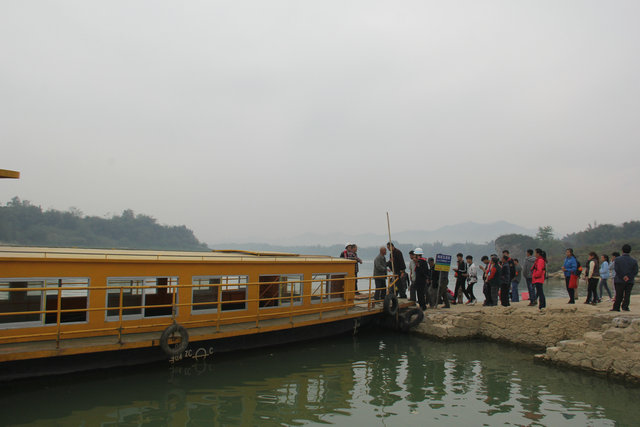柳州海事局圆满完成柳城“二月八”开山寺庙会水上安全监管工作