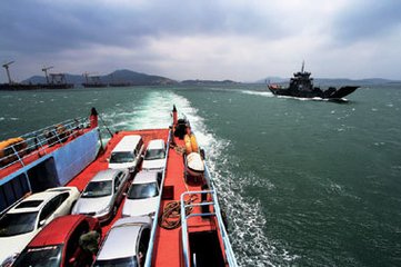 博鳌之声：探索建设中国特色自由贸易港