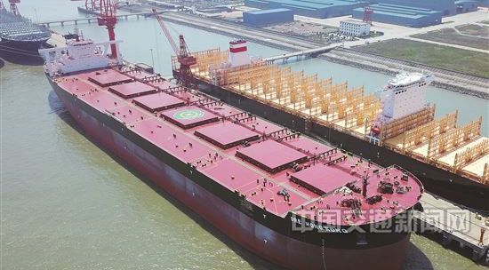 世界最大矿砂船“鑫福39”轮江海综合试航顺利归来