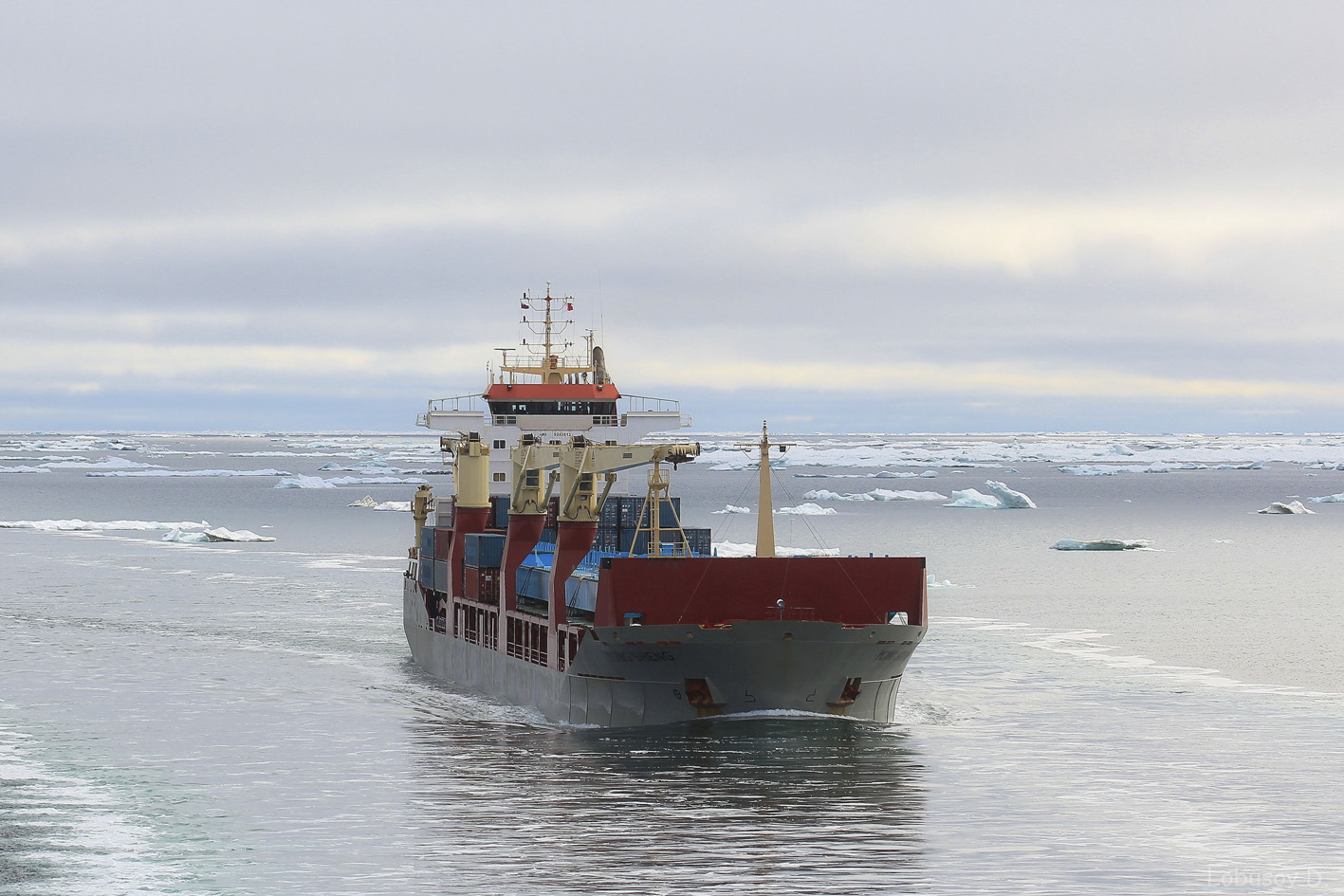 让北冰洋变通途 多国共建“冰上丝绸之路”