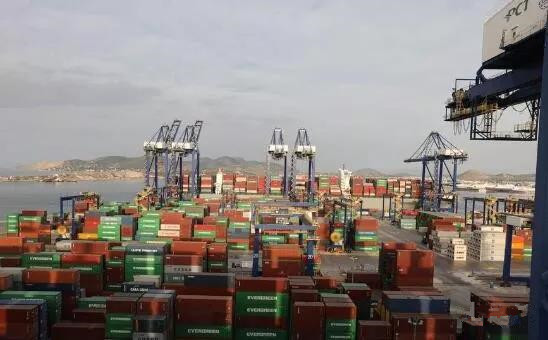 欧盟当局疑有中国犯罪团伙通过希腊最大港口骗税！