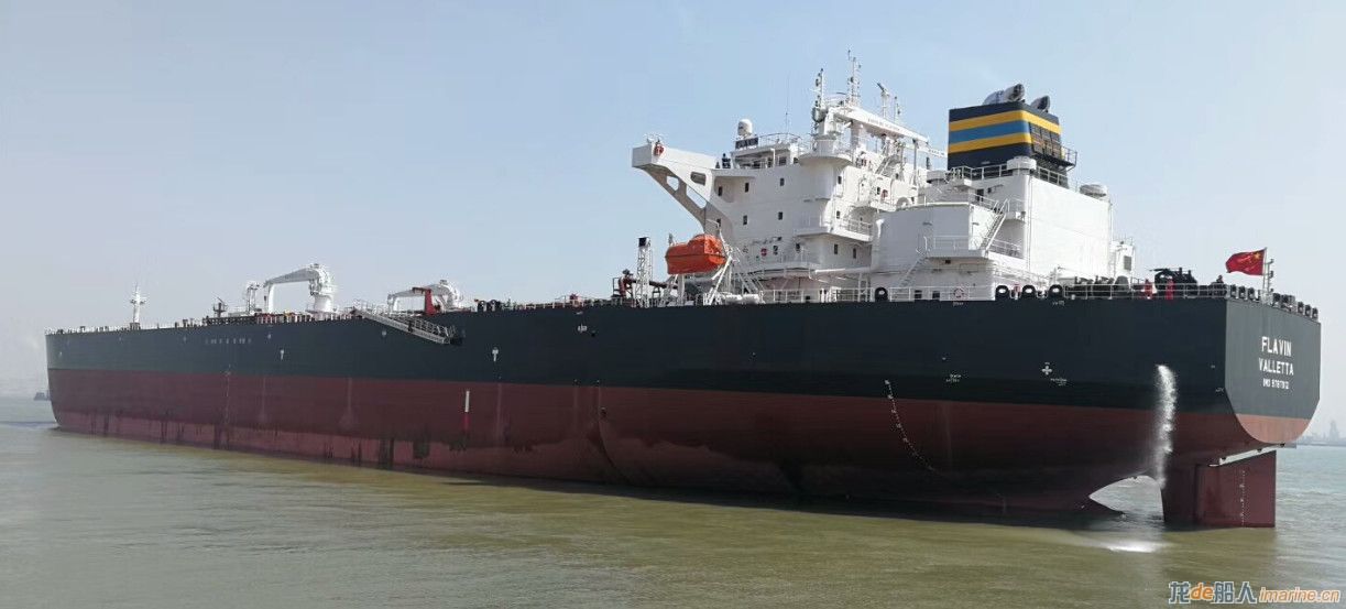 韩通船舶重工交付节能环保型阿芙拉原油船