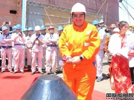中国船厂首个FPSO改装总包项目完工交付