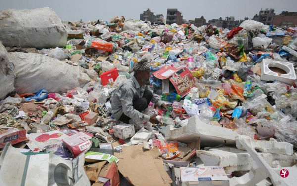 惊恐！海洋每年“接收” 800万吨塑料废物！