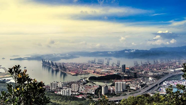 未来,深圳将与香港港共建国际航运中心!