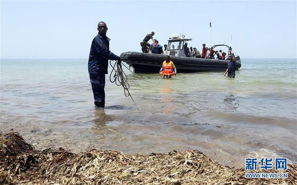 利比亚非法移民船只倾覆!上百人失踪!