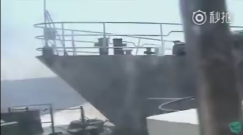 南海越猴的工程船被我海事撞击驱逐！！！