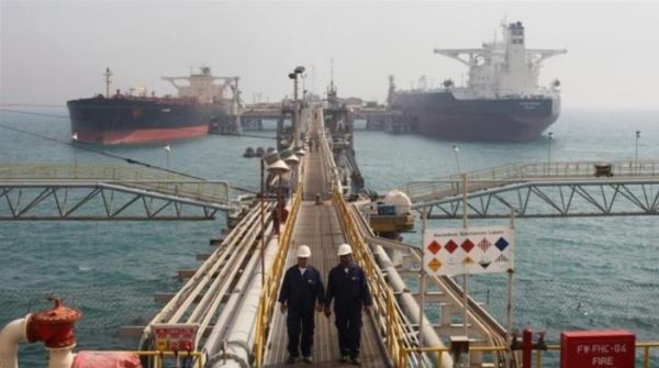 蓬佩奥：美方将考虑对一些进口伊朗石油的国家实行豁免
