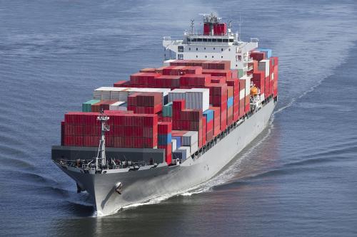 上半年集装箱航运:货量增长 运力扩张