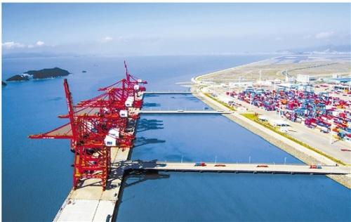 舟山港跃升国内第一加油港 2019年燃料油供应力争突破400万吨