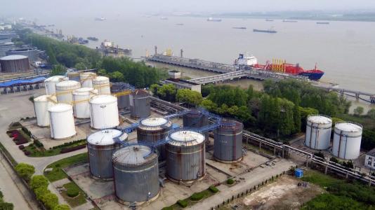 南京港油品进港骤增 产能仍有富余空间