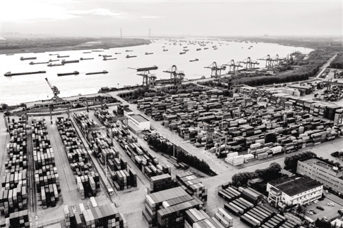 内河航道和港口规划将调整 长江沿线新吨级“巨轮”即将起航