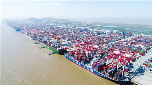 上海港:伴随改革开放成长壮大的明星港！