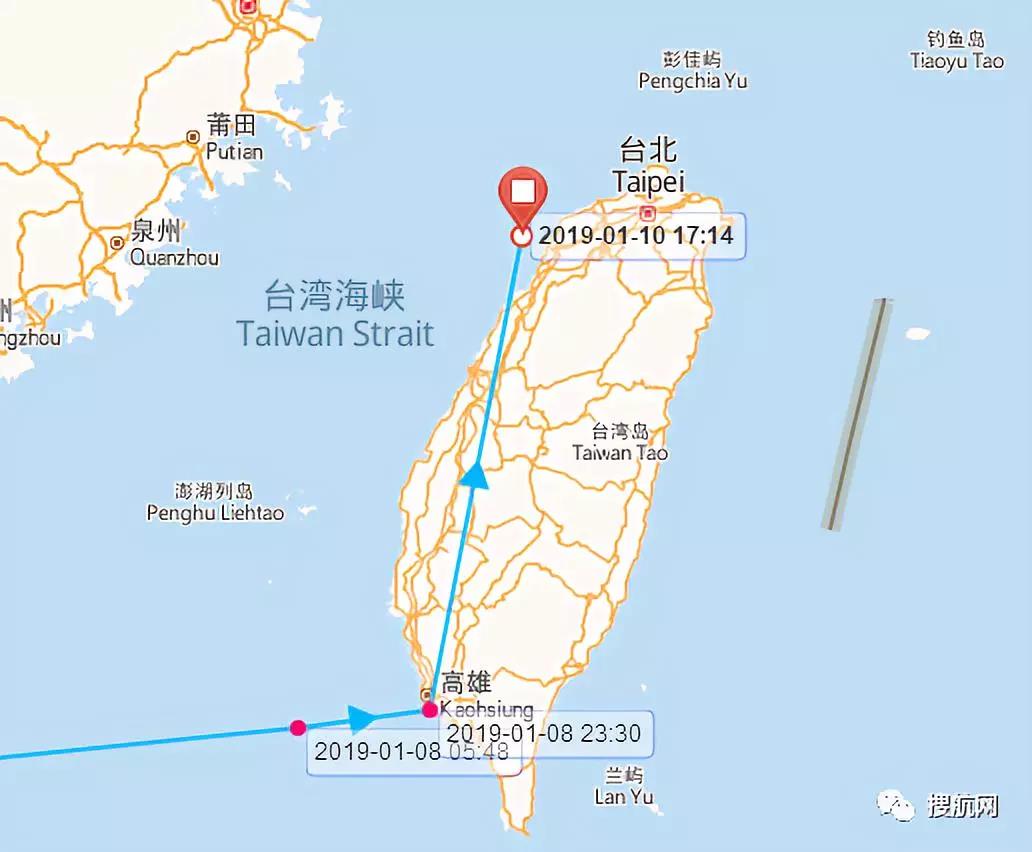 长荣集装箱船高雄港发生事故，13个集装箱落海码头紧急打捞！