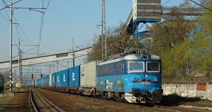 俄中开通新货运路线 集装箱列车已将首批物资从中国运送至俄加里宁格勒
