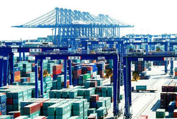 马士基：贸易战将使今年的全球集装箱贸易下降1%