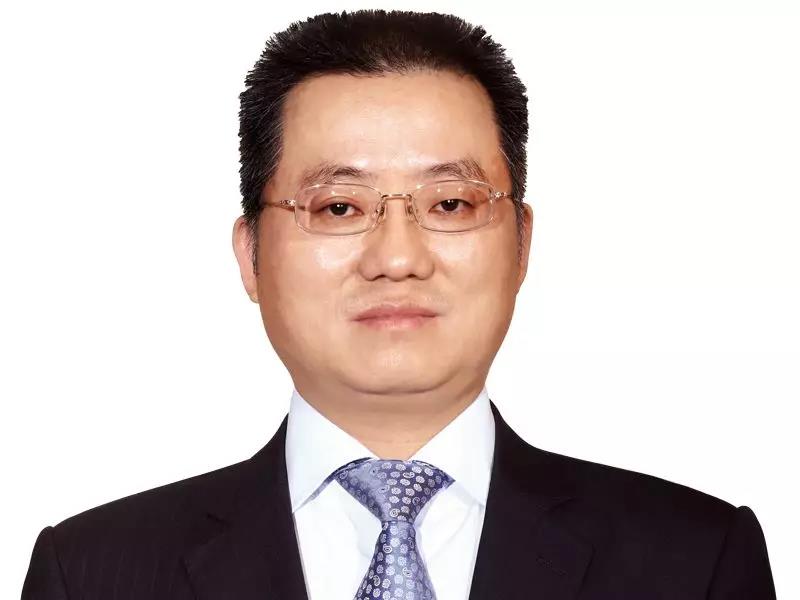 中远海运港口“换帅”冯波鸣任董事会主席，张达宇任董事总经理
