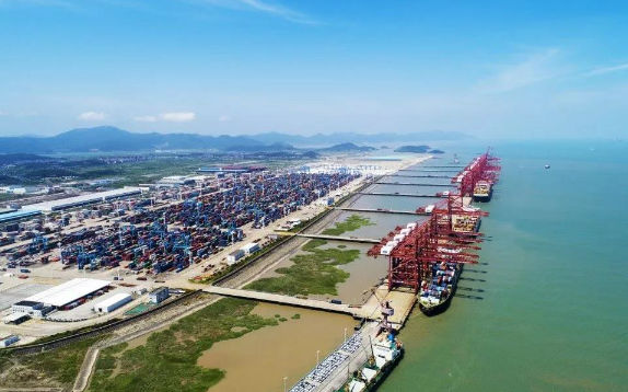 宁波舟山港梅山港区集装箱吞吐量已突破“400万”