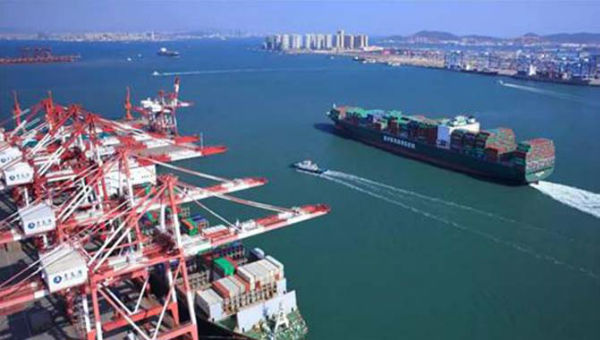 中远海控与青岛港国际等订立航运及码头服务框架协议