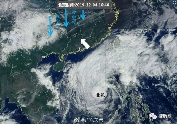 台风来了!旺季拿到舱位不易,这两天赶紧提柜装货,码头随时有可能停摆!