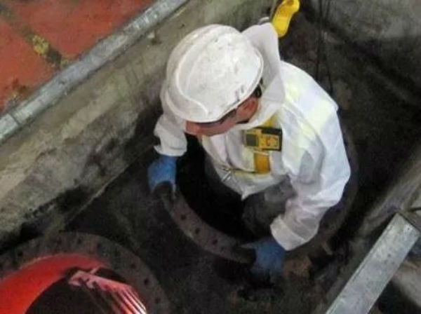 在IMO限硫令生效的最后阶段 ，船上清洗油舱的安全预防措施有哪些？