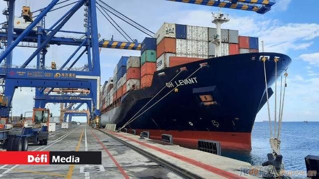 毛里求斯港口拒绝卸载来自中国集装箱船