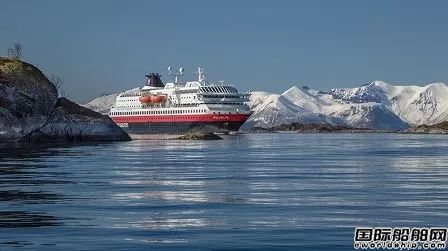 Hurtigruten暂停全部船舶运营裁员数百人