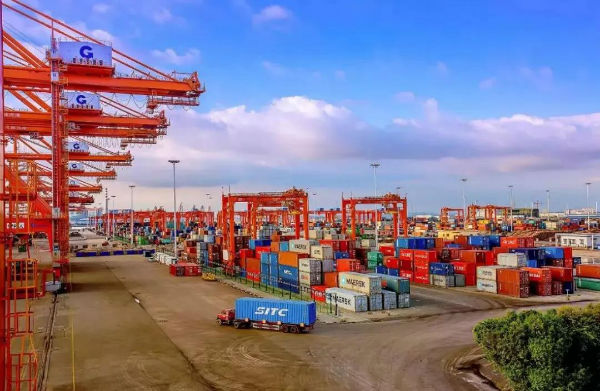 集装箱吞吐量增速第一，北部湾港如何跑赢各大港口？