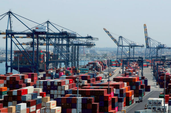长滩港、洛杉矶港七月吞吐量大涨