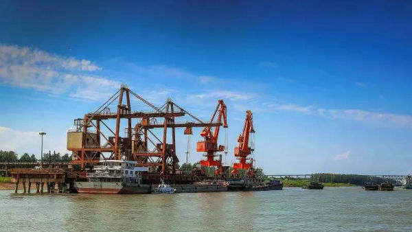 北部湾港集团贵港码头吞吐量首破1000万吨