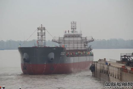 芜湖造船厂2艘8000吨系列货船完成重要节点