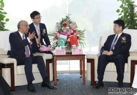 我国迄今为止出口最大最先进水面战斗舰艇正式交付